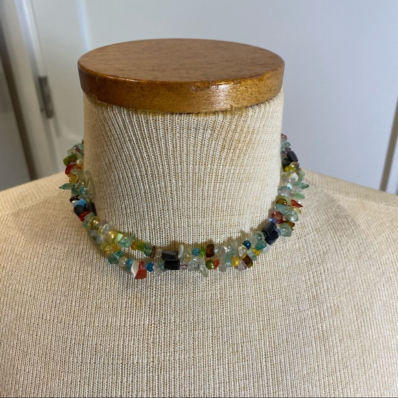 Multicolor Stone Magnetic Necklace - Picture 2 of 12